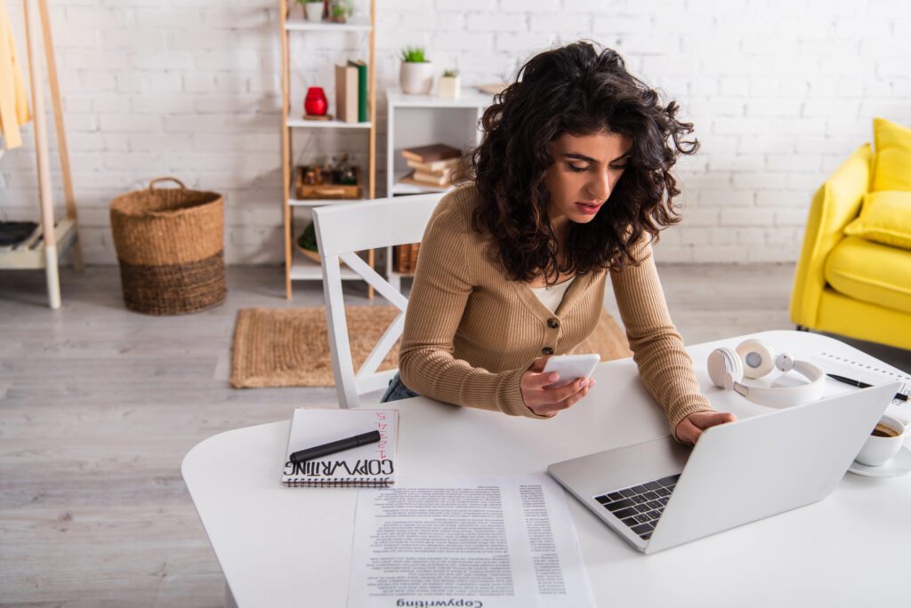 KI-Texte mit kostenlosen KI-Textgeneratoren erstellen