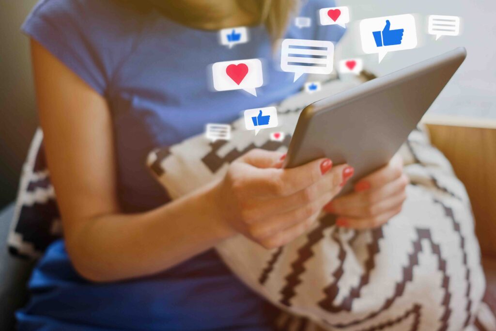 Positive Kundenerlebnisse in Social Media teilen - Empfehlungsmarketing im Customer Experience Management