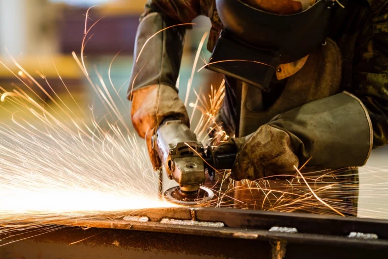 Machine Safety in Mechanical Engineering: How to Avoid Dangerous Gaps